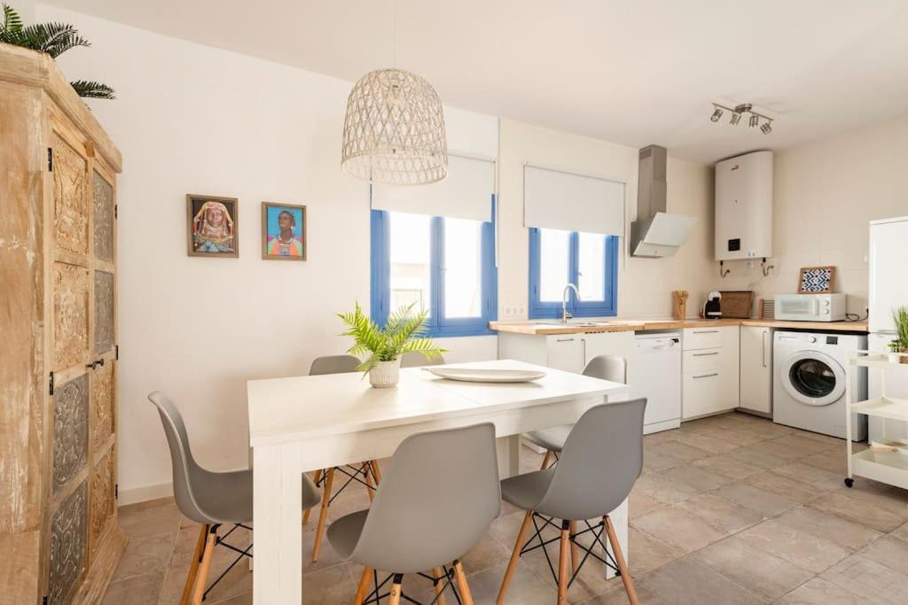 Espectacular Casa Muy Luminosa Con Azotea Διαμέρισμα Conil De La Frontera Εξωτερικό φωτογραφία